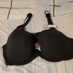 Cacique lightly lined tshirt bra